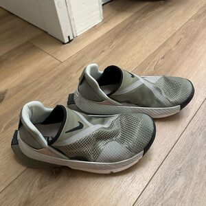 Nike Flyease women’s size 6